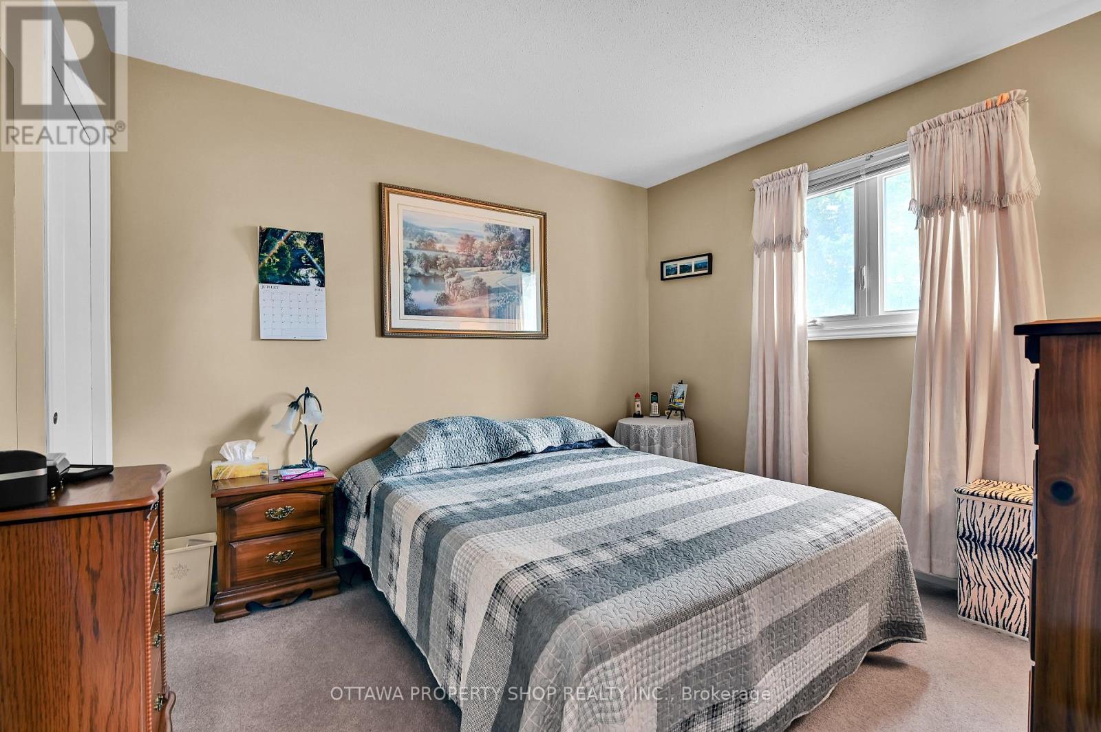 4 Bed, 2 Bath House for Sale in Ottawa – 6268 STEAMER LANE, Ottawa – MLS# X13642744 - Image 21