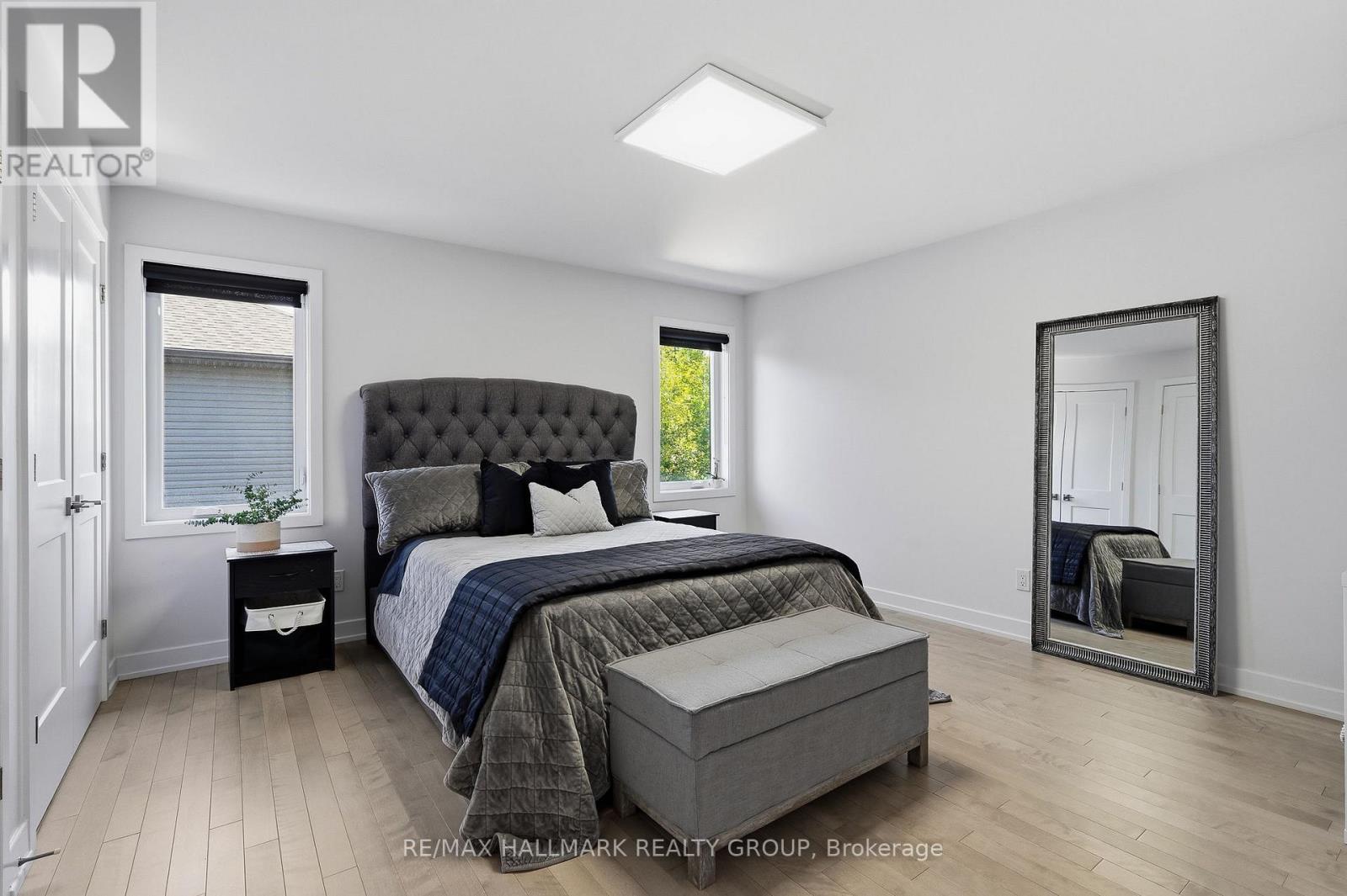 300 DORE STREET - Image 23