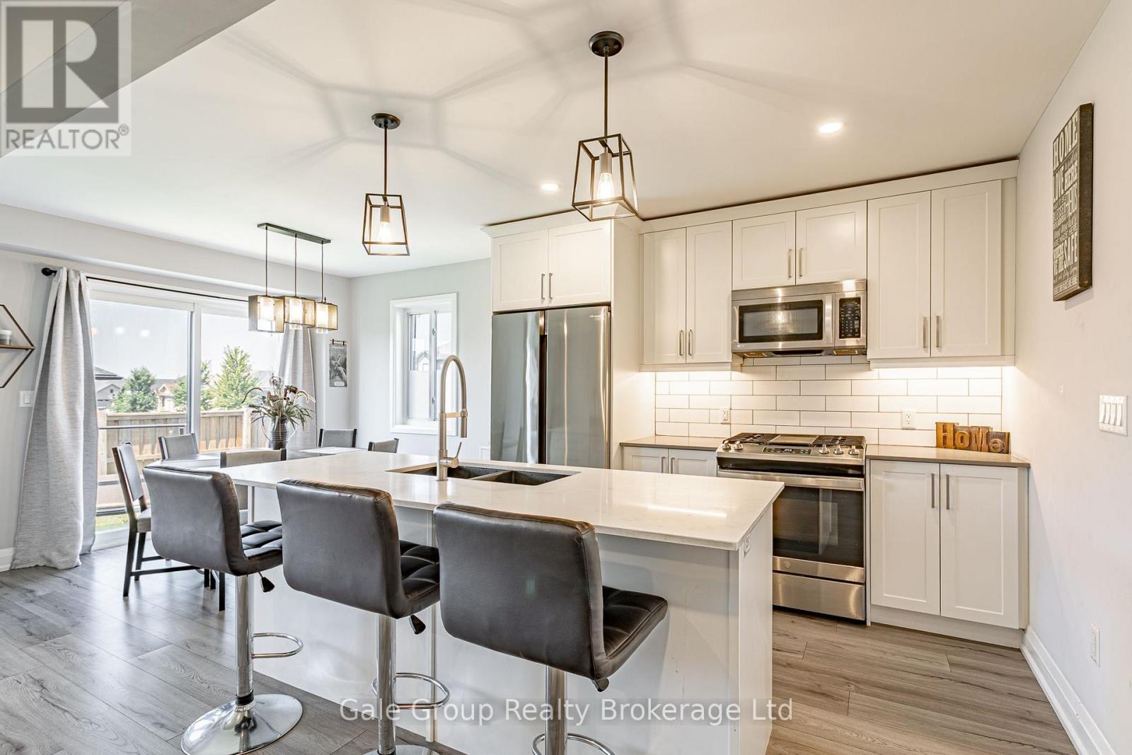 38 AMBER STREET - 8