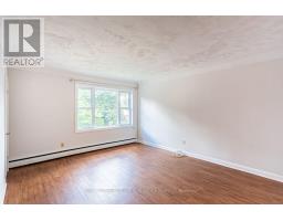 2 - 718 Ross Street, Burlington, ON L7S1S2 Photo 12