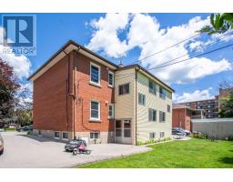 2 - 718 Ross Street, Burlington, ON L7S1S2 Photo 18