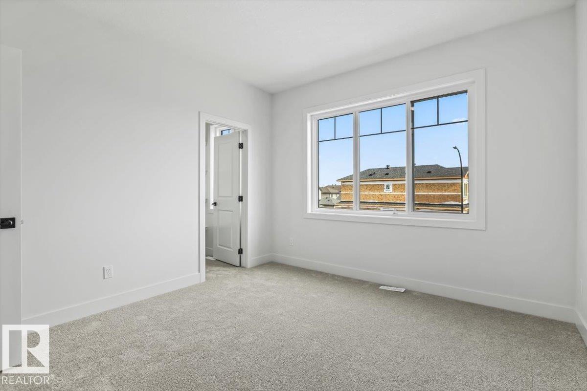 25 Foxtail RD - 30
