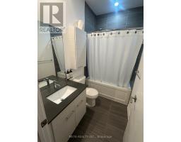 Bathroom - 107 - 120 Carrick Trail, Gravenhurst), ON P1P0A1 Photo 6