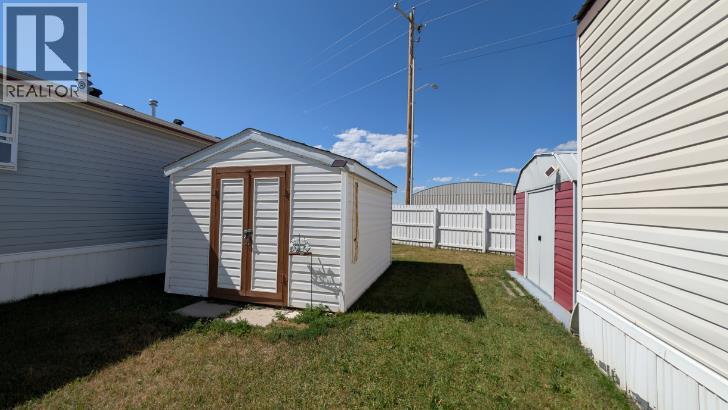 33, 5853 4 Street W - Image 25