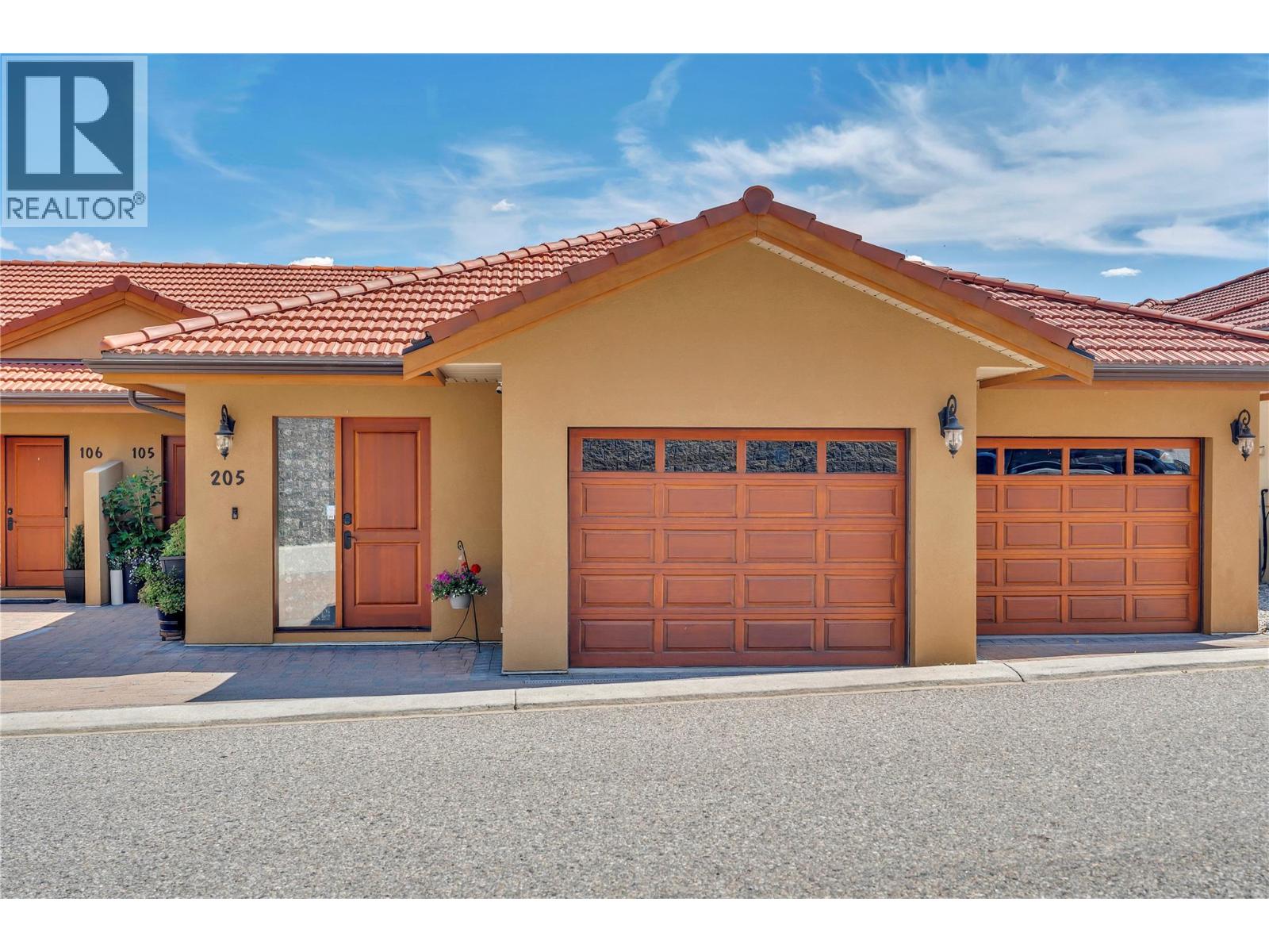 14419 Downton Avenue Unit# 205