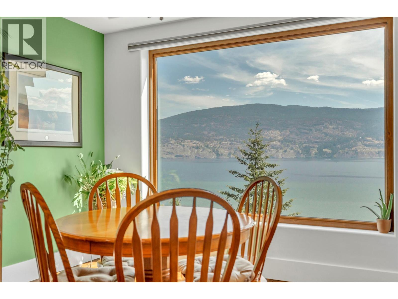 14419 Downton Avenue Unit# 205, Summerland