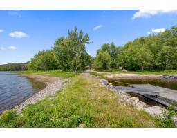 109 Ch. Boom, Pontiac, QC J0X2V0 Photo 11
