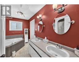 7806 Alfred Crescent, Lambton Shores, ON N0M2L0 Photo 27