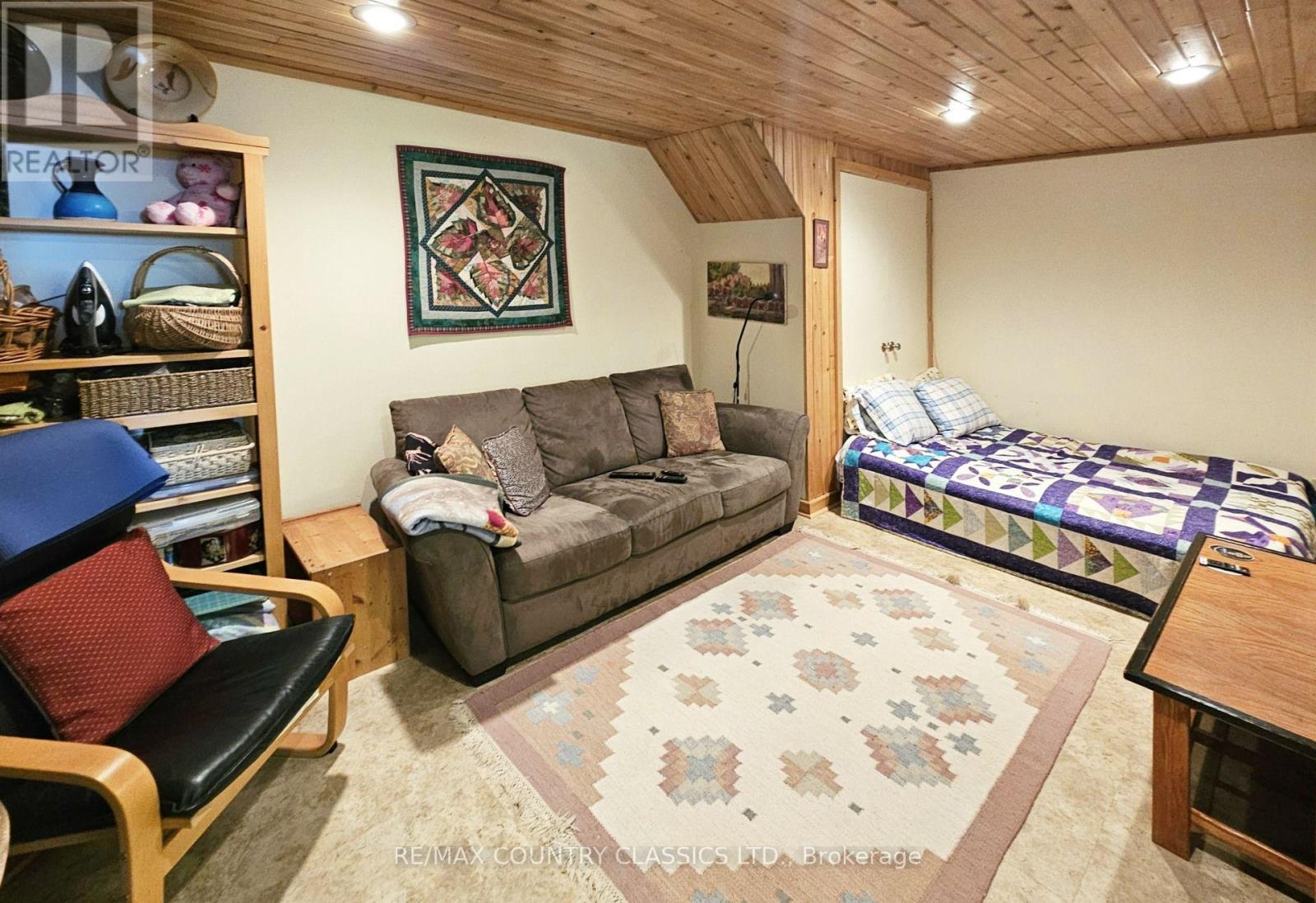888 WILNO SOUTH ROAD S - Image 21