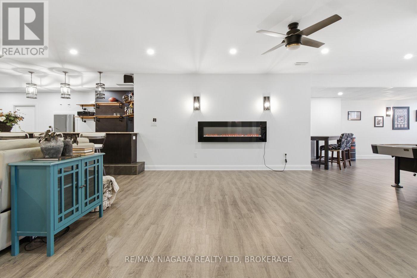 2439 MILLER ROAD - 33