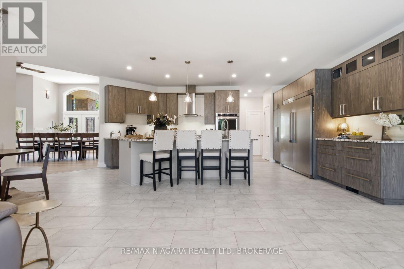 2439 MILLER ROAD - 6