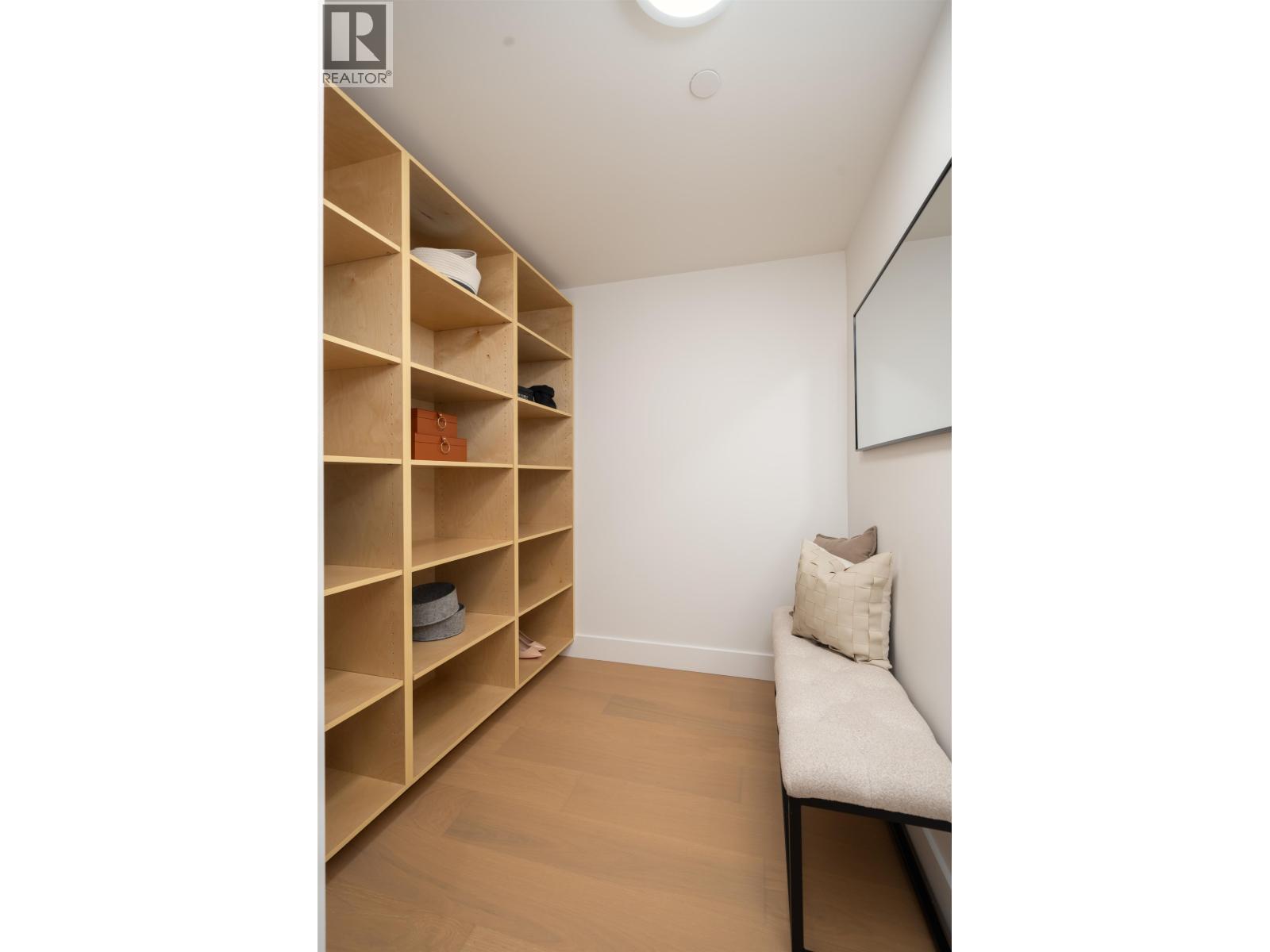 2 Bed, 2 Bath House for Sale in Vancouver – 2 2124 E 8 AVENUE, Vancouver – MLS# R3153214 - Image 17