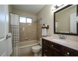 13526 64a Avenue, Surrey, BC V3W9H7 Photo 12