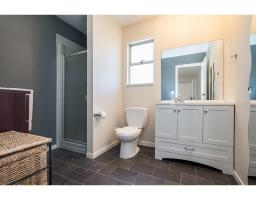 13526 64a Avenue, Surrey, BC V3W9H7 Photo 10