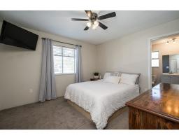 13526 64a Avenue, Surrey, BC V3W9H7 Photo 8