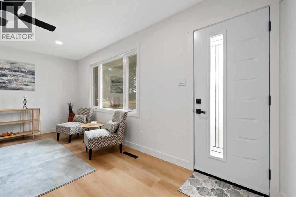 945 Parker Avenue NW - 2