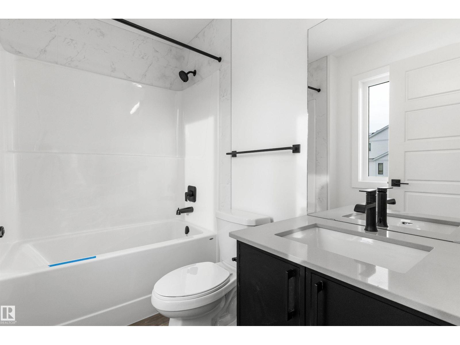 1218 MCLEOD AV - Image 27