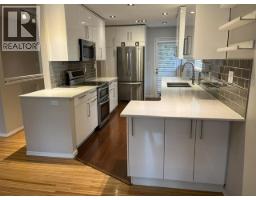 Upper 3444 Church, North Vancouver, BC V7K2L4 Photo 14