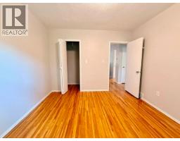Upper 3444 Church, North Vancouver, BC V7K2L4 Photo 8