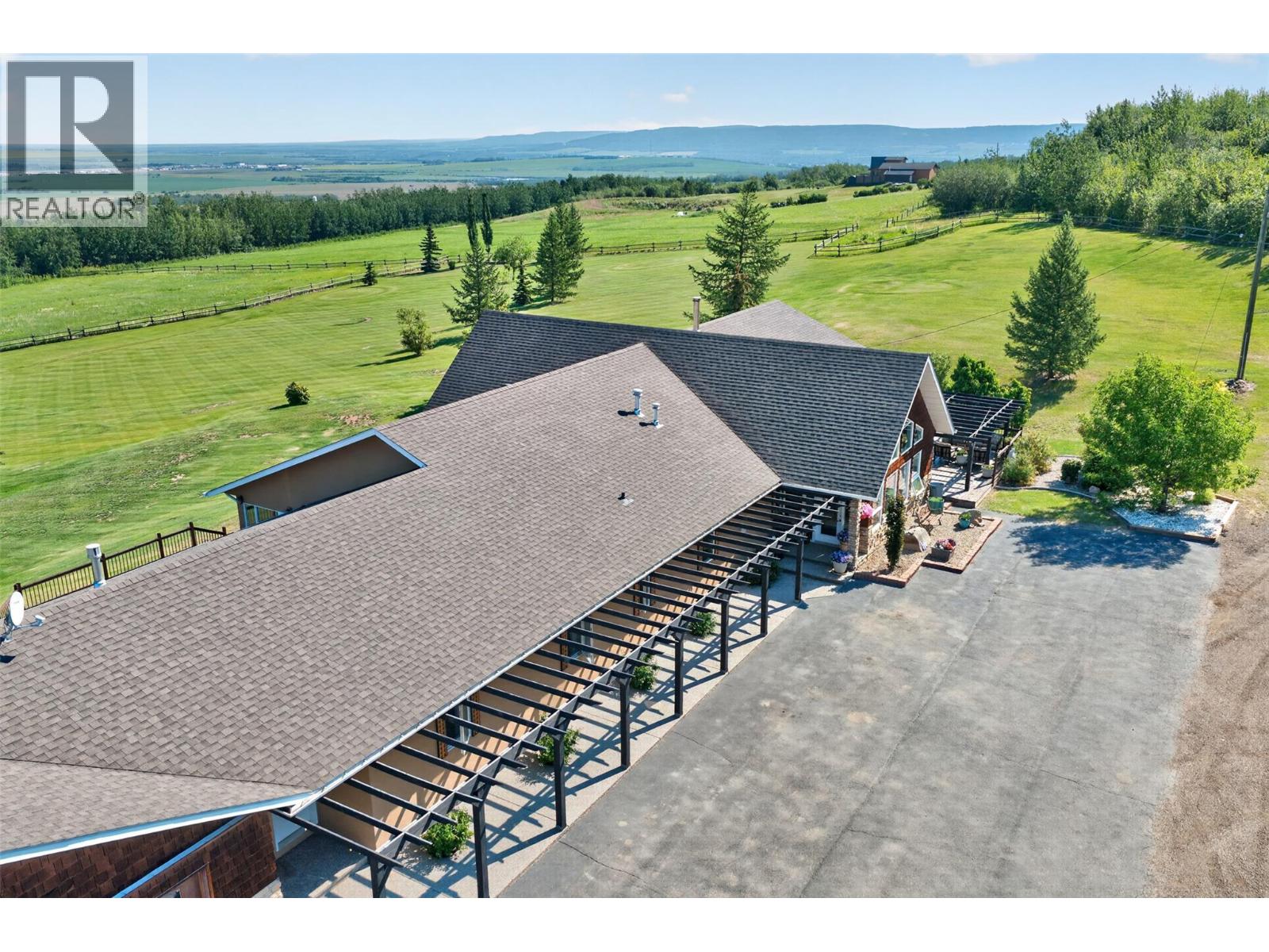 1094 Paradise Valley Subdivision, Dawson Creek