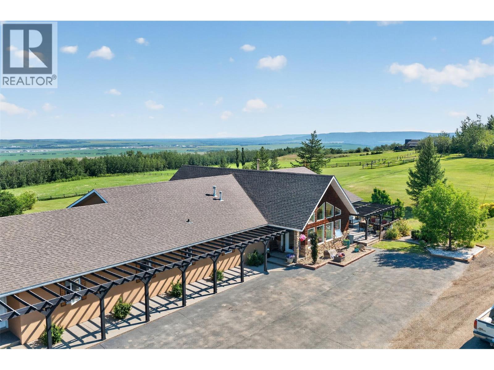 1094 Paradise Valley Subdivision, Dawson Creek
