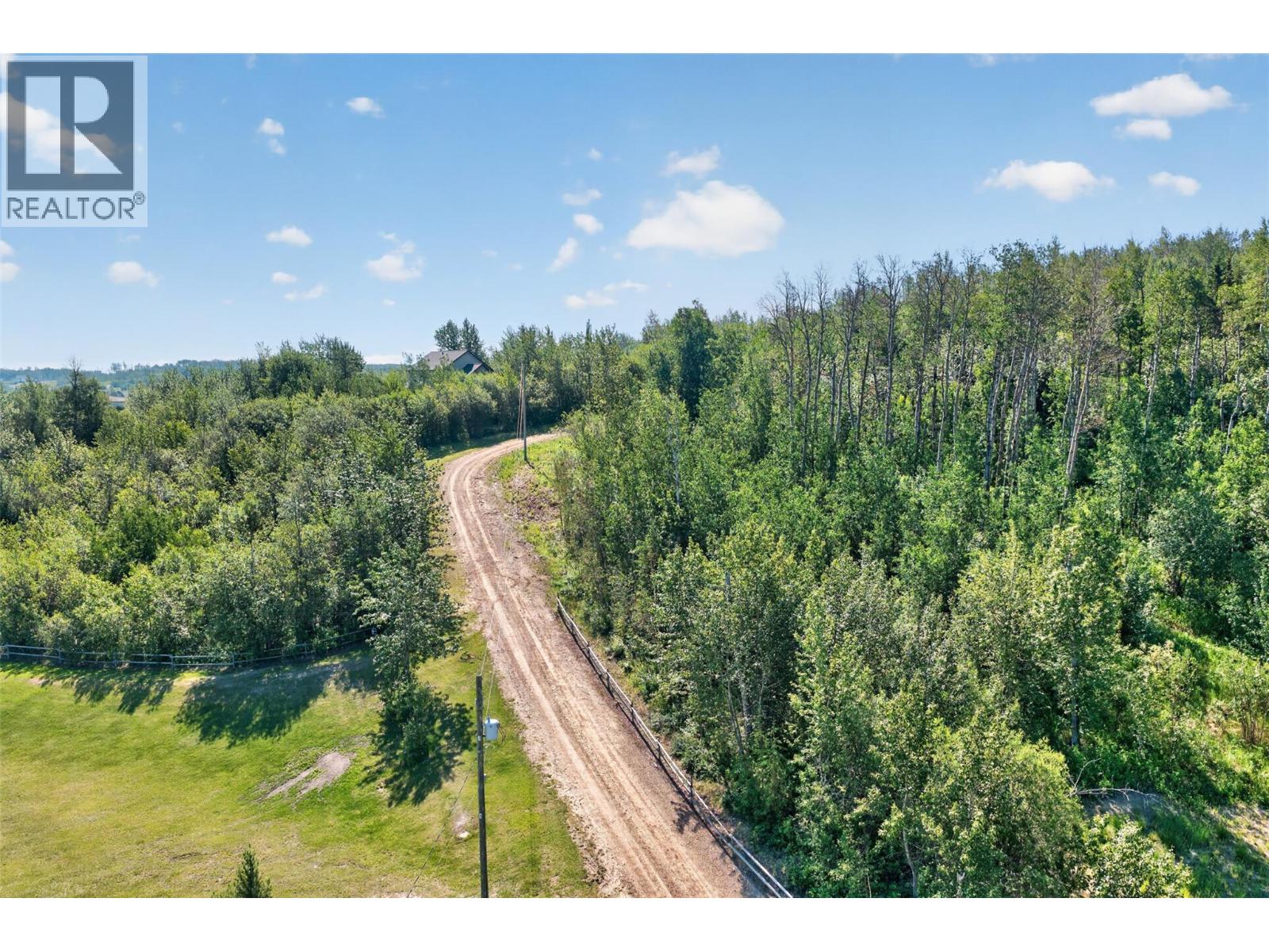 1094 Paradise Valley Subdivision, Dawson Creek