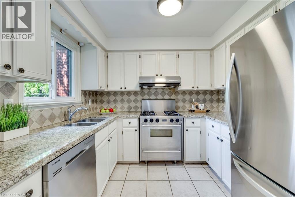 1025 VANIER Drive - 10