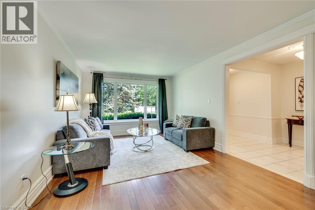 1025 VANIER Drive - 6