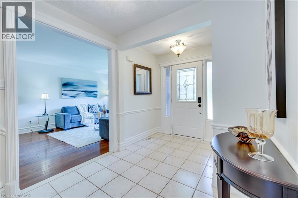 1025 VANIER Drive - 4