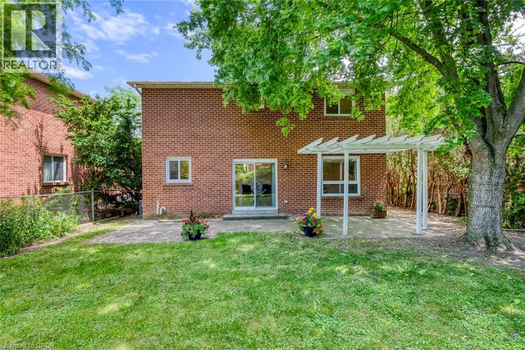1025 VANIER Drive - 39