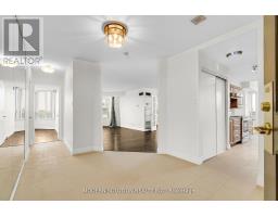426 - 32 Clarissa Drive, Richmond Hill, ON L4C9R7 Photo 9