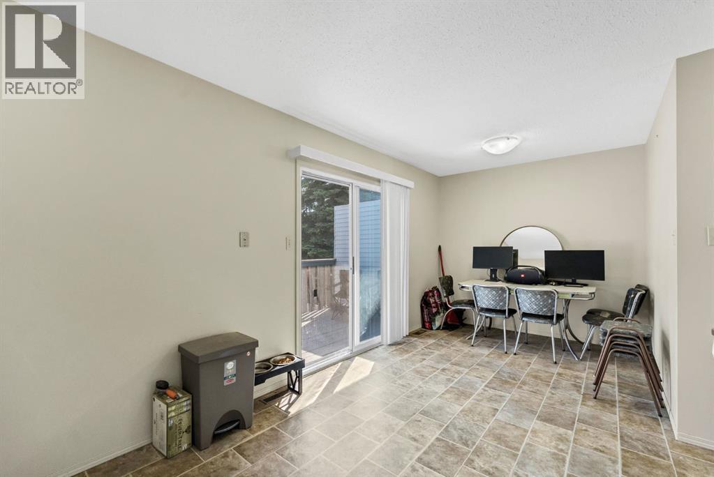 908 Ross Glen Drive SE - Image 10
