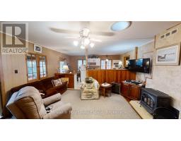 847 Howdenvale Road, South Bruce Peninsula, ON N0H2T0 Photo 15