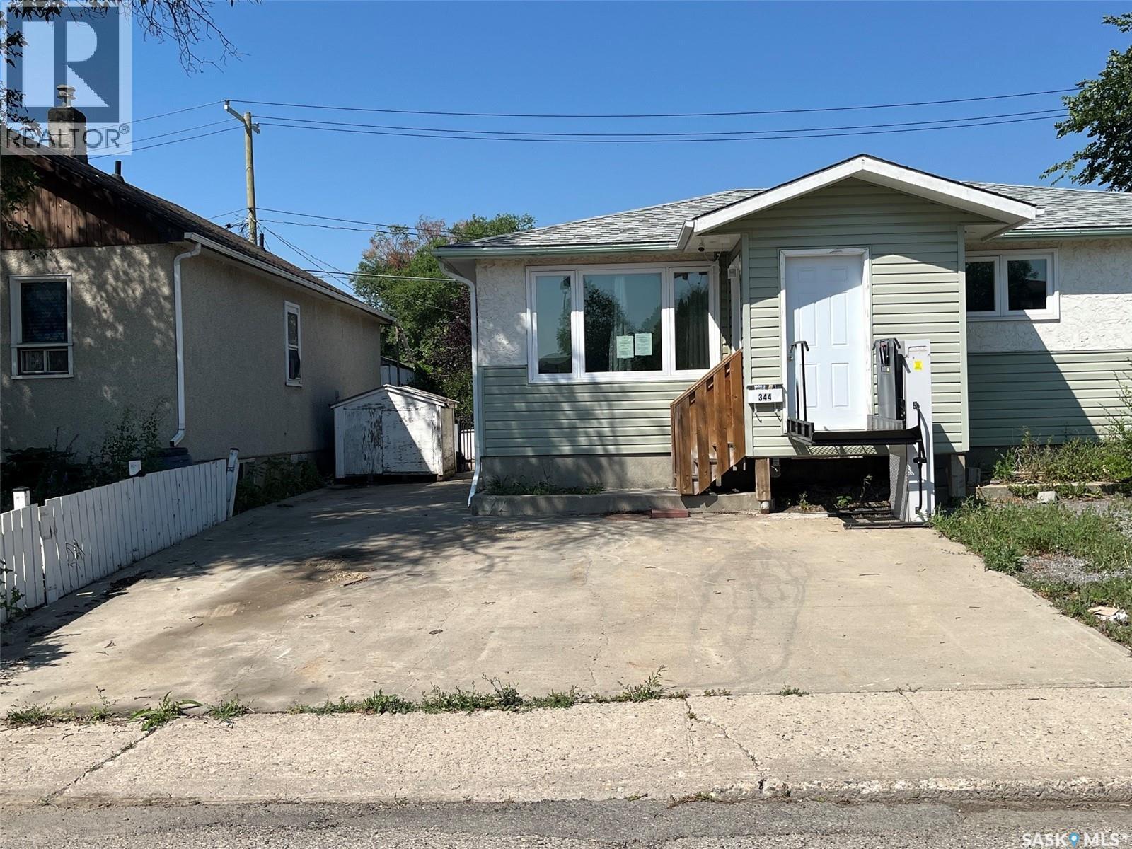 344 Wascana STREET - 2