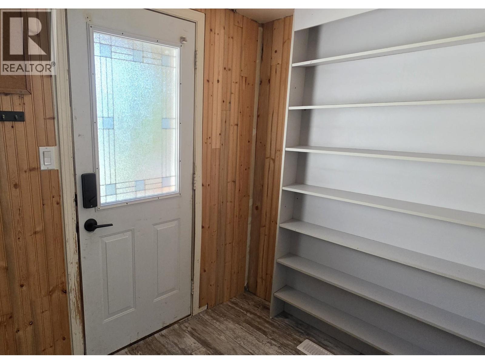 #1 654 NORTH FRASER DRIVE - 6