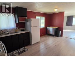 Primary Bedroom - 1 654 North Fraser Drive, Quesnel, BC V2J1Z6 Photo 7