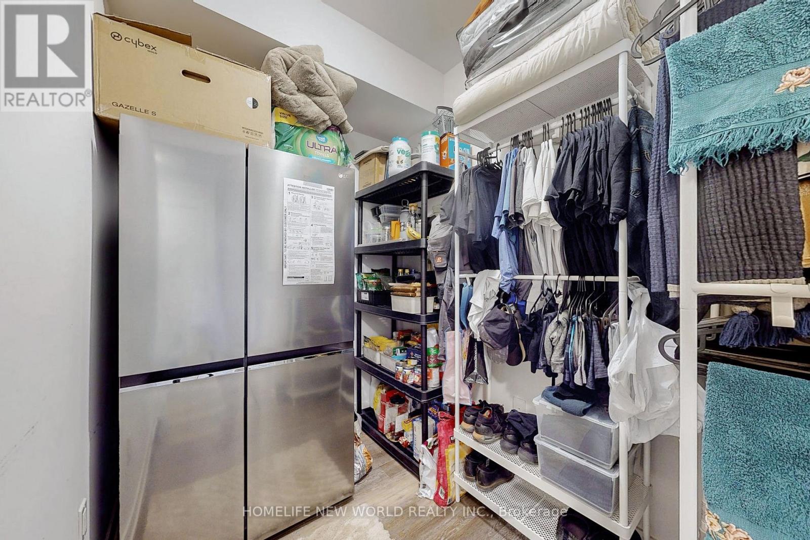#518 250 LAWRENCE AVENUE W - 14