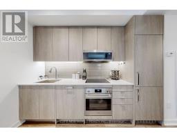 518 - 250 Lawrence Avenue W, Toronto, ON M5M1B2 Photo 8