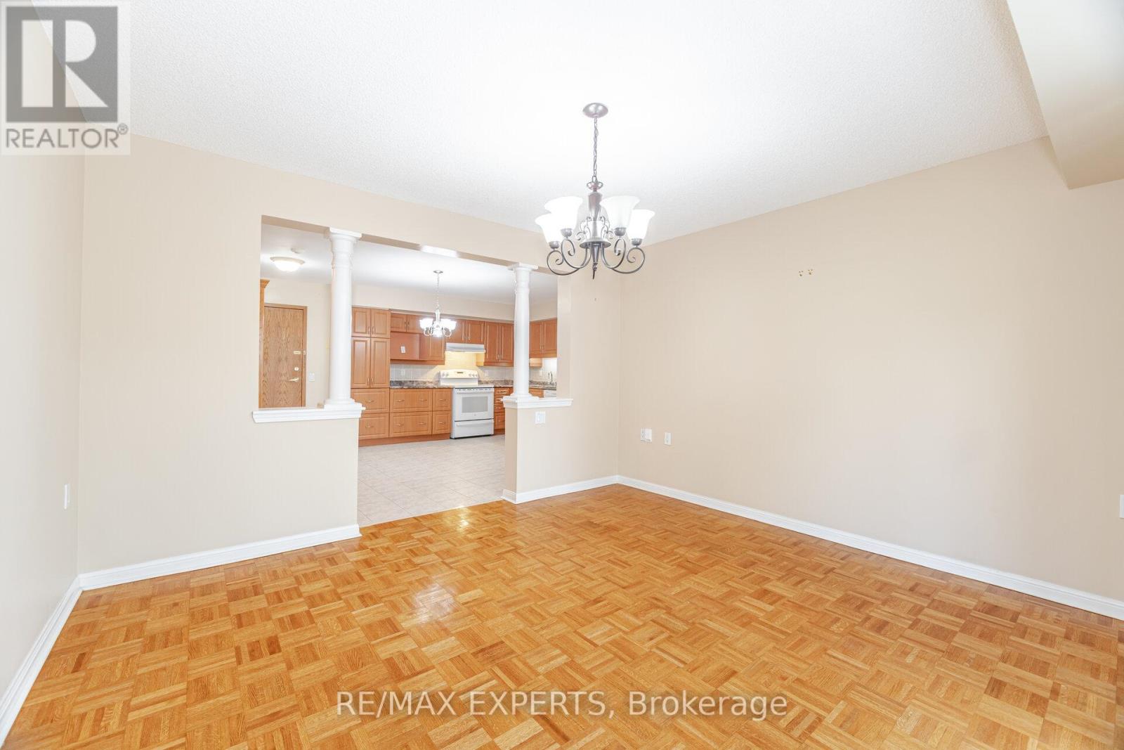 #216 2502 RUTHERFORD ROAD - 22