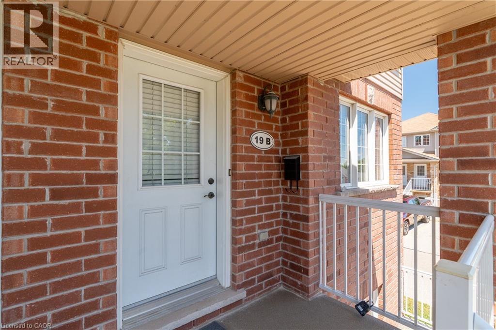 50 HOWE Drive Unit# 19B — photo 2