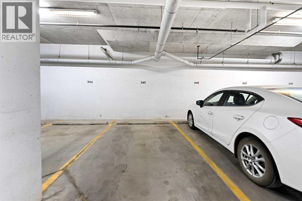 #205 20 Royal Oak Plaza NW - Image 32