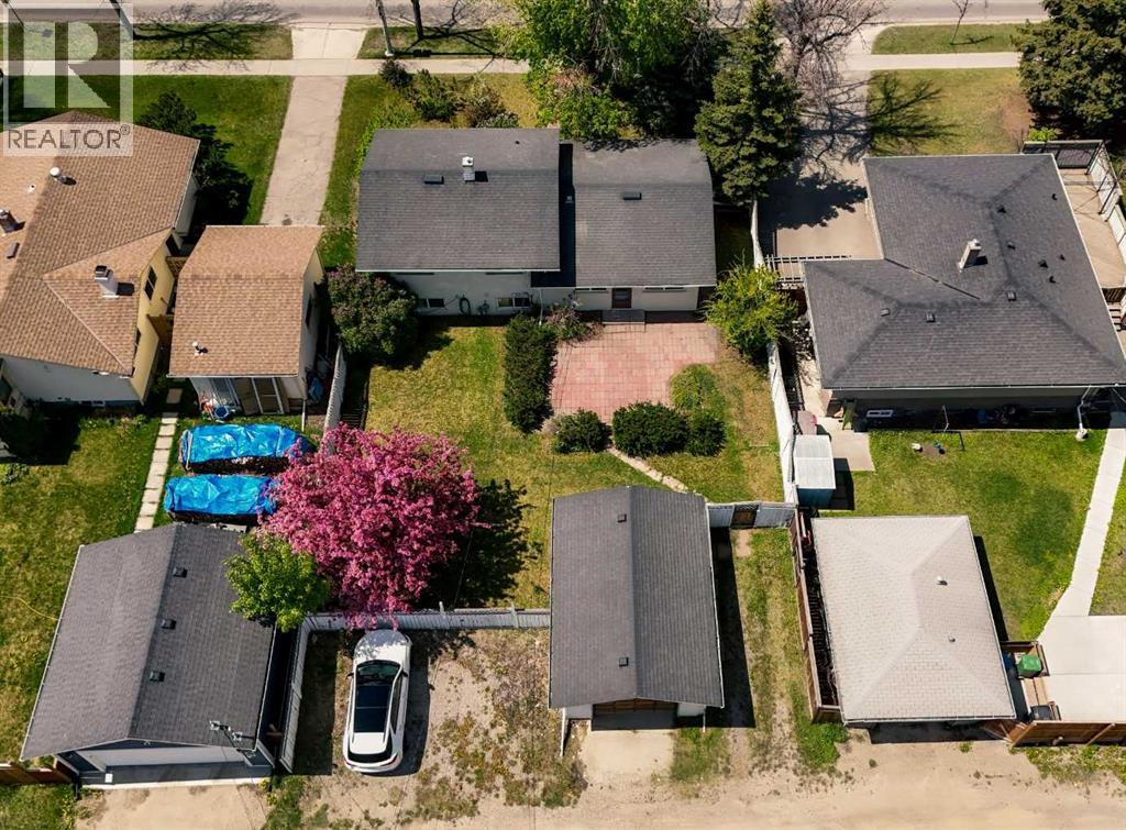 8432 Elbow Drive SW - Image 29