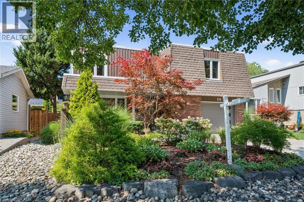 88 MANOR Drive — photo 2