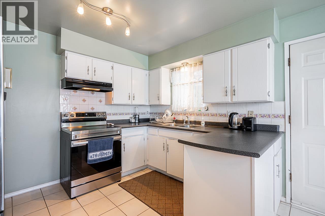 5 Bed, 4 Bath House for Sale in Richmond – 8571 GREENFIELD DRIVE, Richmond – MLS# R3152965 - Image 10