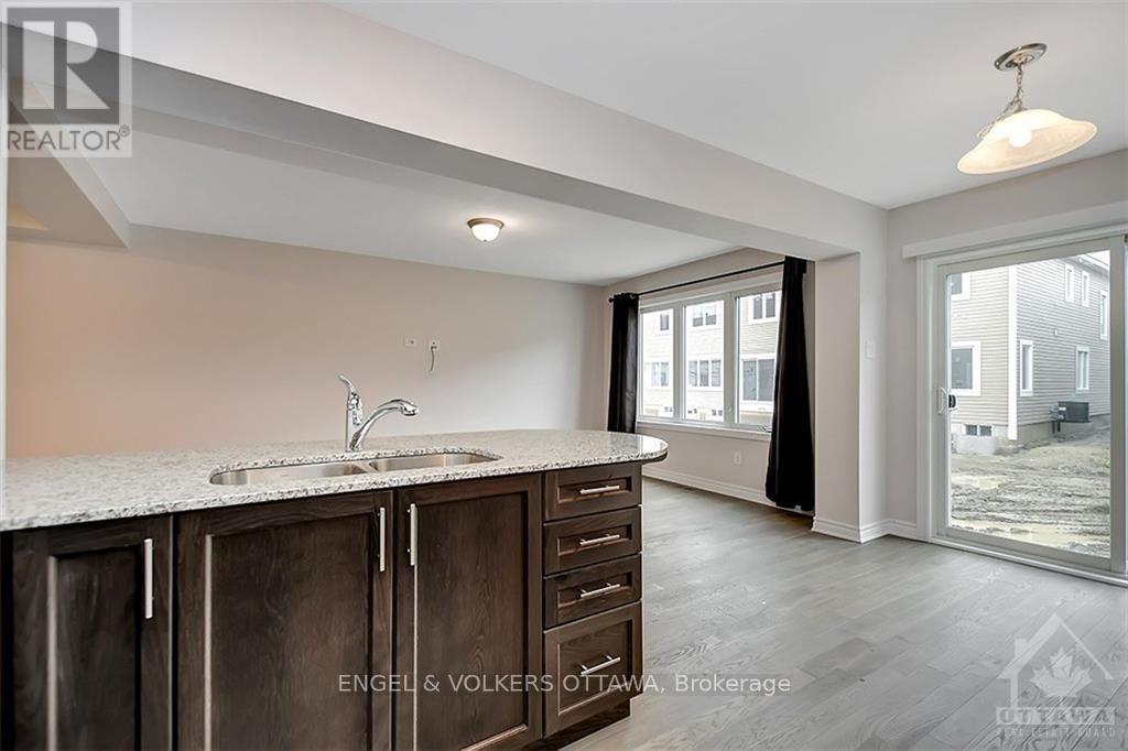 3 Bed, 3 Bath House for Rent in Ottawa – 135 LANCELEAF WAY, Ottawa – MLS# X13642894 - Image 16