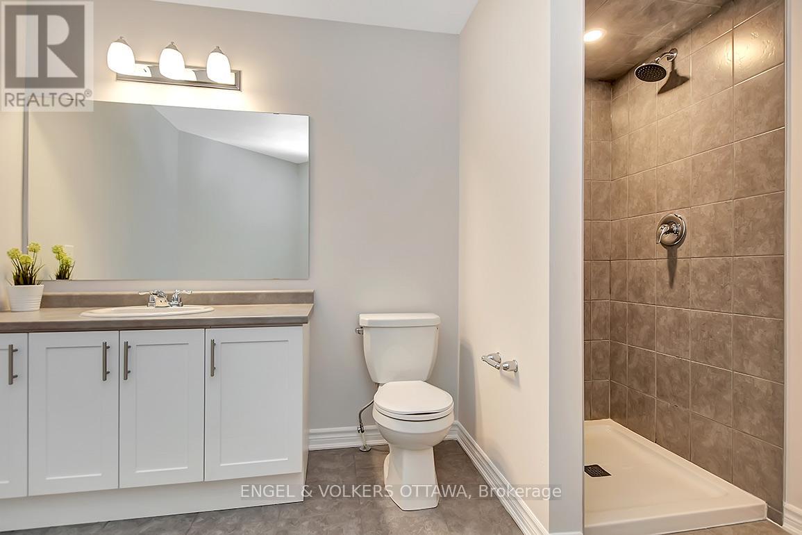3 Bed, 3 Bath House for Rent in Ottawa – 135 LANCELEAF WAY, Ottawa – MLS# X13642894 - Image 23