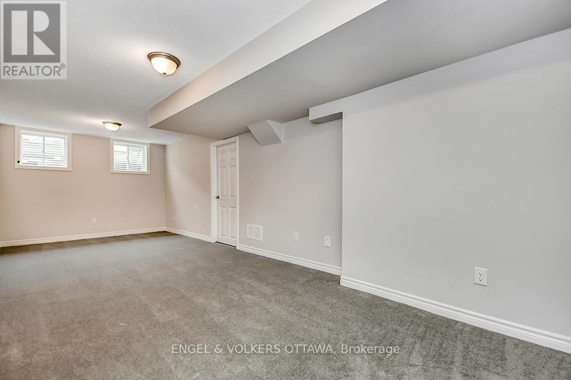 3 Bed, 3 Bath House for Rent in Ottawa – 135 LANCELEAF WAY, Ottawa – MLS# X13642894 - Image 30