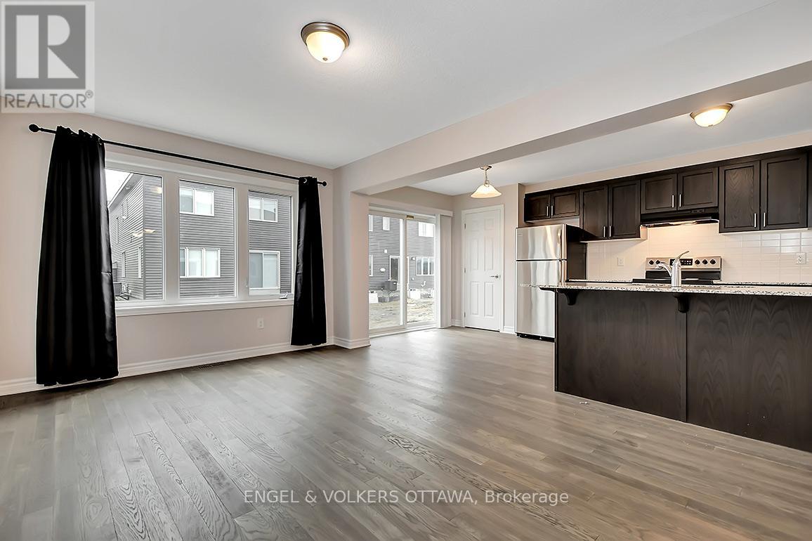 3 Bed, 3 Bath House for Rent in Ottawa – 135 LANCELEAF WAY, Ottawa – MLS# X13642894 - Image 7