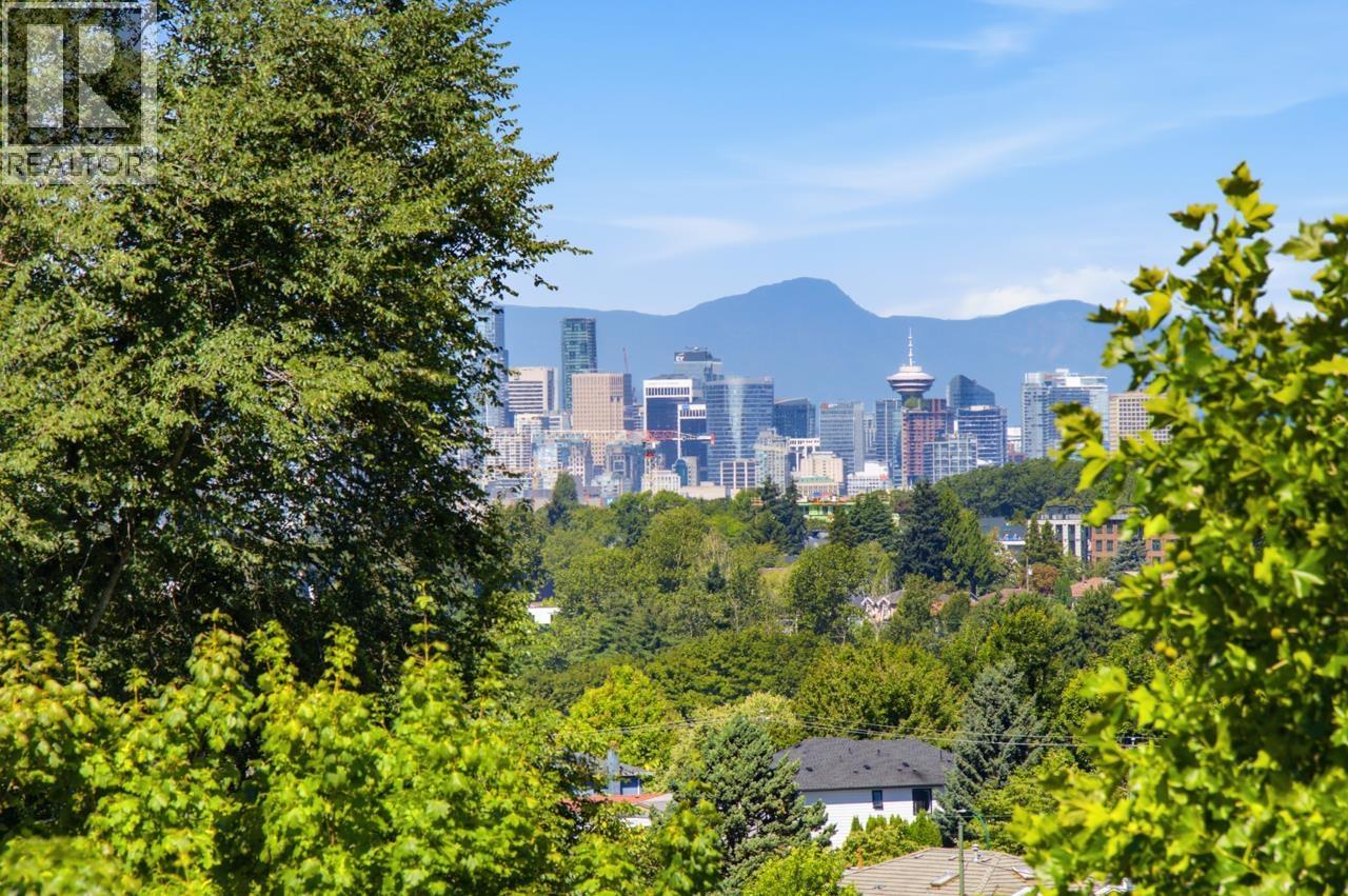 3 Bed, 3 Bath House for Sale in Vancouver – 1 3018 E 19TH AVENUE, Vancouver – MLS# R3153234 - Image 29