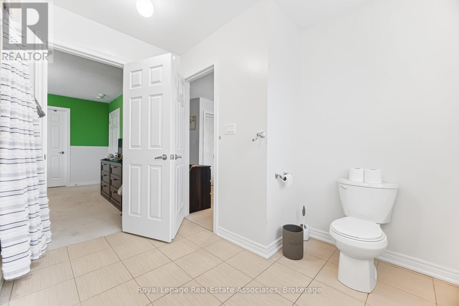 24 BURKE STREET - 34